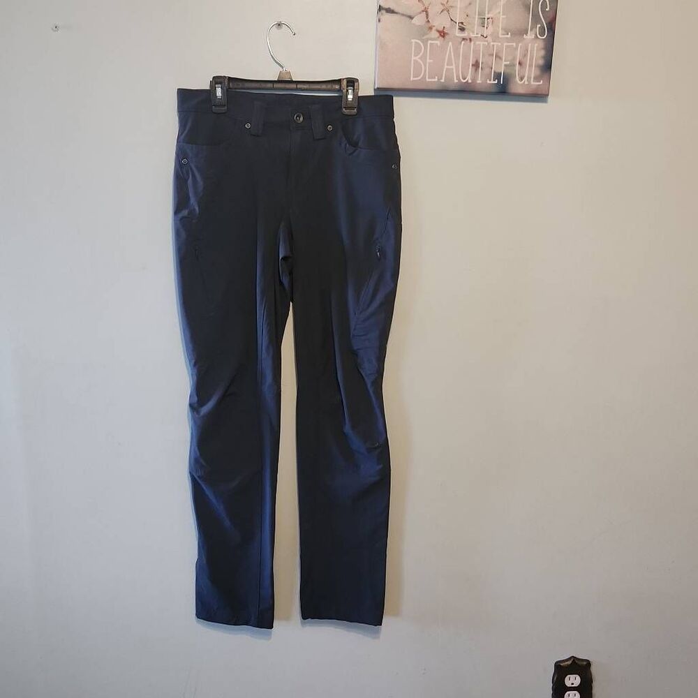 Duluth Trading Company Flexpedition Pants Slim Leg size 4 x 31 Charcoal Gray